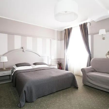 酒店 加里亚酒店 3*