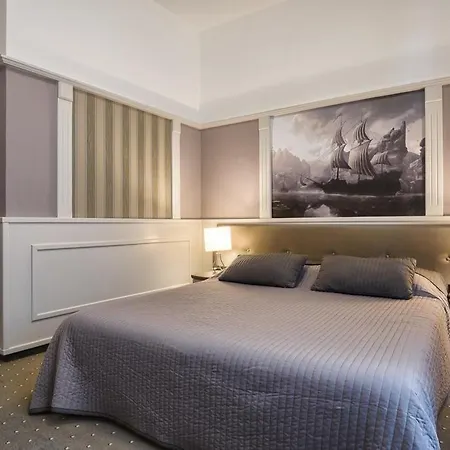 Hotel Galija 3*