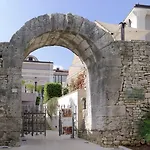فندق Galija 3*
